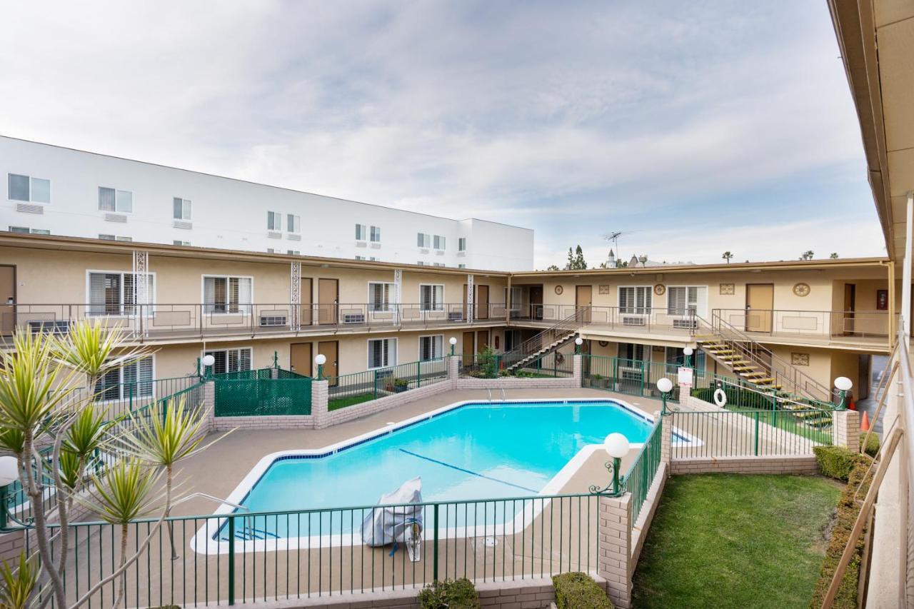 Americas Best Value Inn & Suites Άναχαϊμ Εξωτερικό φωτογραφία